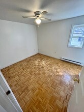 329 Victoria St in Fredericton, NB - Building Photo - Building Photo