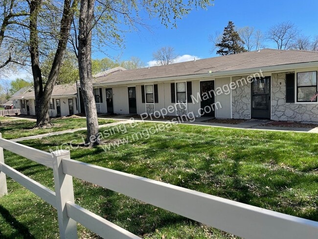 property at 303 SE Grand Ave
