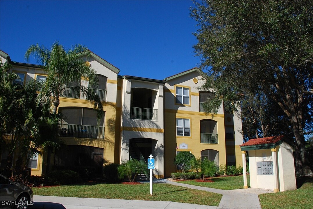 11480 Villa Grand in Ft. Myers, FL - Building Photo