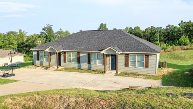 property at 6 Cal Rd
