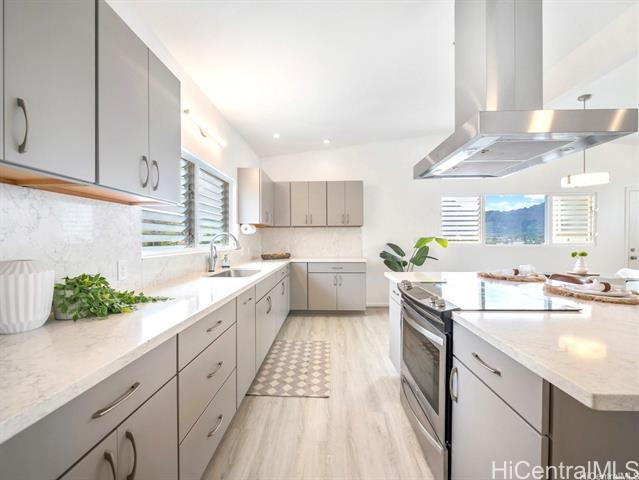 property at 45-185-185 Lilipuna Rd