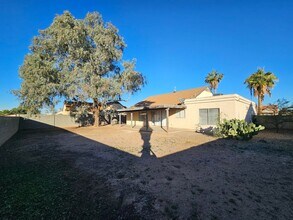 7027 W Cherry Hills Dr in Peoria, AZ - Building Photo - Building Photo