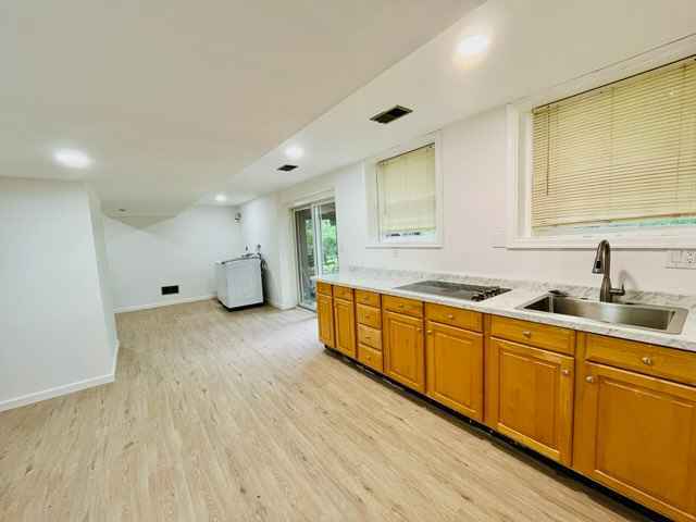 8622 Gateshead Rd