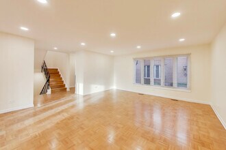 475 Laurel Ave in Highland Park, IL - Building Photo - Building Photo