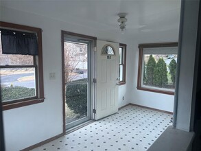 152 Rose Dr in Ronkonkoma, NY - Building Photo - Building Photo