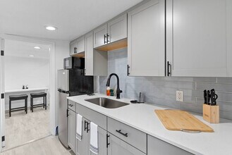 412 Harwood St, Unit SI ID1094227P in Orlando, FL - Foto de edificio - Building Photo