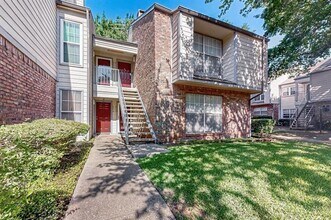2535 Wedglea Dr in Dallas, TX - Building Photo - Building Photo