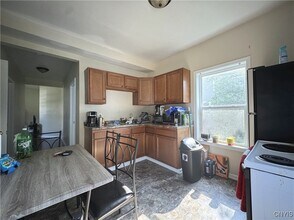 222 Academy St in Watertown, NY - Building Photo - Building Photo