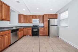 3401 Esther Pl in Baltimore, MD - Building Photo - Building Photo