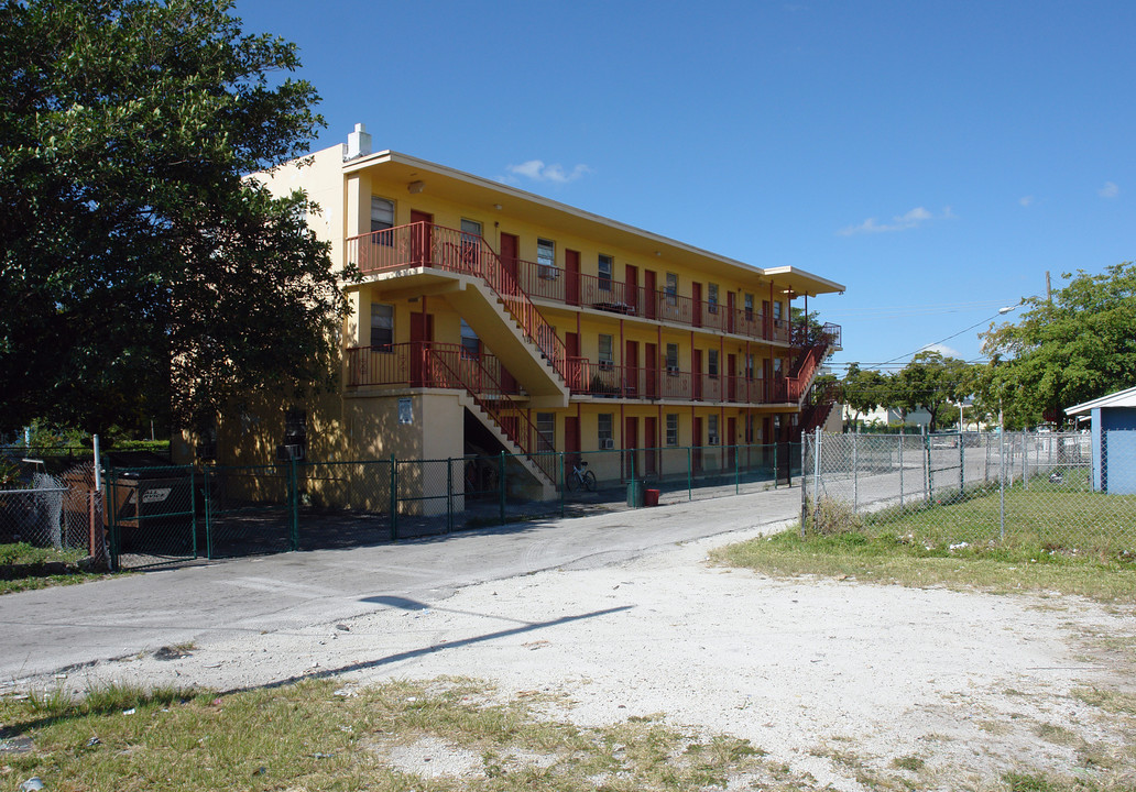 1837 NW 3rd Ave in Miami, FL - Building Photo