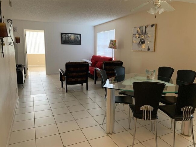 2900 SW 22nd Ave