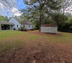 120 Longview Dr in Fayetteville, NC - Foto de edificio - Building Photo