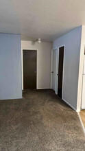 3343 W 86th Ave-Unit -1 in Anchorage, AK - Building Photo - Building Photo