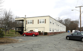 Andover Crossing Apartments in Andover, MA - Building Photo - Building Photo