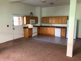 x4010 S 130th St in Tukwila, WA - Building Photo