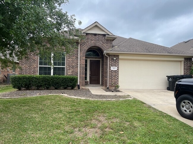 property at 3323 Jane Wy