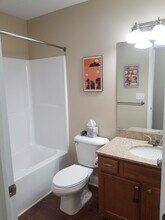 1013 Ann Marie Dr in Morgantown, WV - Foto de edificio - Building Photo