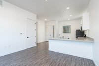 3030 Chapman - PE Gallot in Oakland, CA - Building Photo - Interior Photo