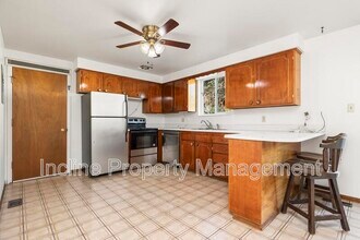 8321 S 745 E in Sandy, UT - Building Photo - Building Photo