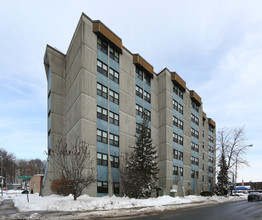 Stratton in Amsterdam, NY - Building Photo - Building Photo