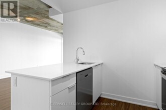 1354 Carling Ave in Ottawa, ON - Building Photo - Building Photo