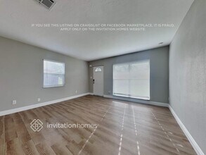 4359 Neptune Dr SE in St. Petersburg, FL - Building Photo - Building Photo