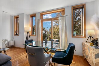 3751 S Michigan Ave in Chicago, IL - Building Photo - Building Photo