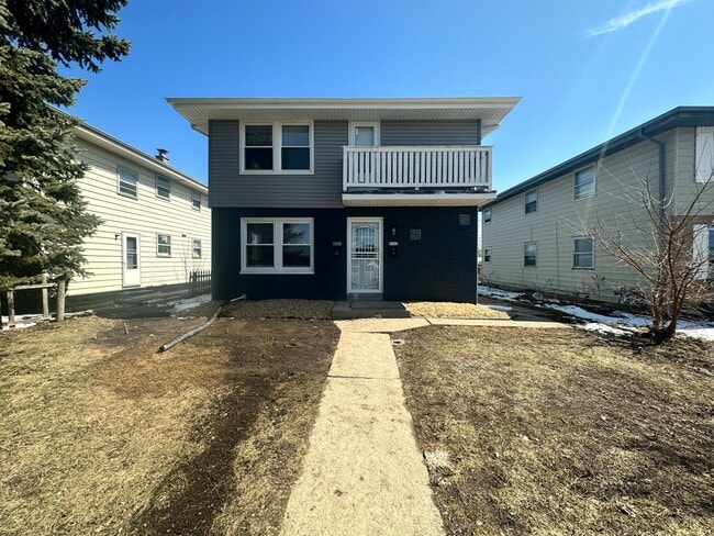 5760-5762 N 99th St.