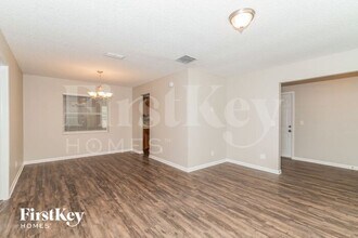 6328 Toyota Dr in Jacksonville, FL - Building Photo - Building Photo