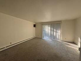 505 Sandheger Pl, Unit 4 in Cincinnati, OH - Building Photo