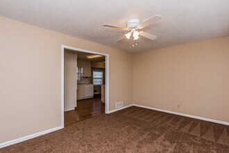 7163 Bluebird Ln in Lithia Springs, GA - Building Photo - Building Photo