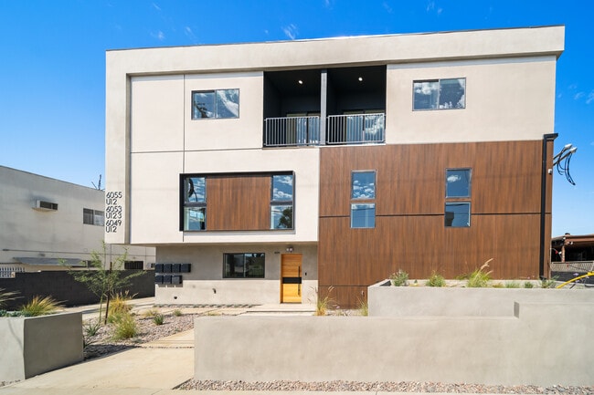 6049 Craner Ave in North Hollywood, CA - Building Photo - Building Photo