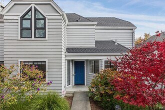 93 Ashford Ave in Mill Valley, CA - Building Photo - Building Photo