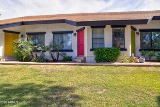 2215 W Augusta Ave in Phoenix, AZ - Building Photo - Building Photo