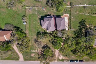 16909 Westview Trail in Austin, TX - Building Photo - Building Photo