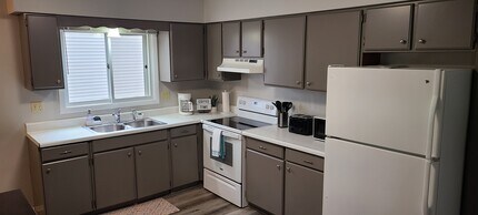 1218 E Sylvan Ave in Appleton, WI - Building Photo - Building Photo