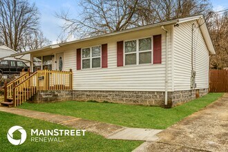 5002 Seville Dr in Louisville, KY - Building Photo - Building Photo