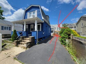 18 Atlantic St in Highlands, NJ - Building Photo - Building Photo