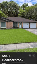 5907 Heatherbrook Dr