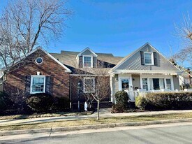 8505 Monmouth Ave, Unit Apt 421 in Margate City, NJ - Building Photo