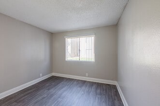 Pacific Harbors Sunrise in Las Vegas, NV - Building Photo - Interior Photo