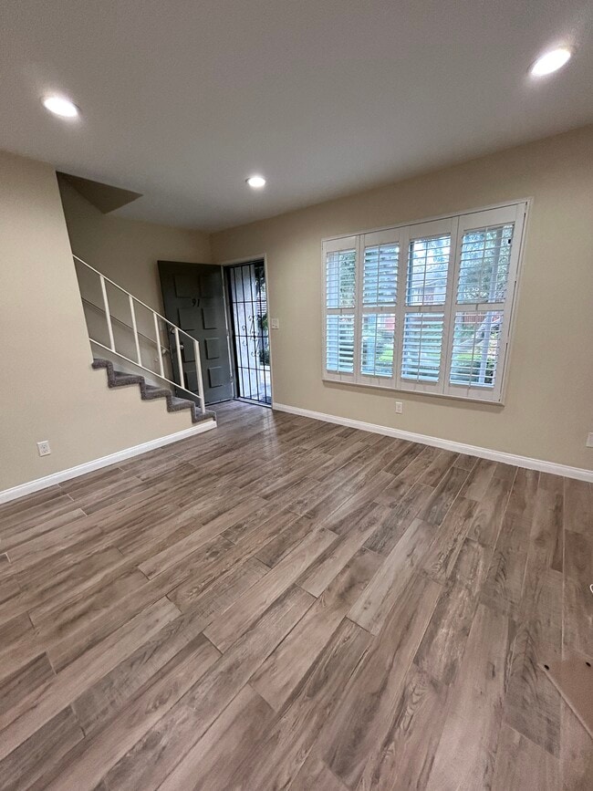 975 S Idaho St, Unit 91 in La Habra, CA - Building Photo - Building Photo