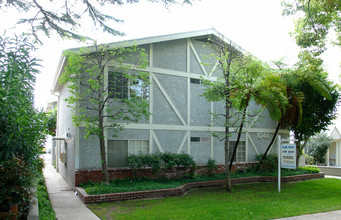 1044 Ruberta Ave in Glendale, CA - Building Photo - Building Photo