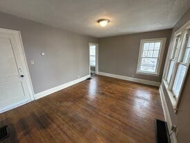 17 N Roys Ave, Unit 17 N. Roys Ave. in Columbus, OH - Building Photo