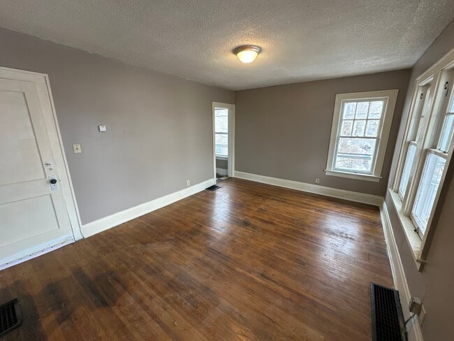 17 N Roys Ave, Unit 17 N. Roys Ave.