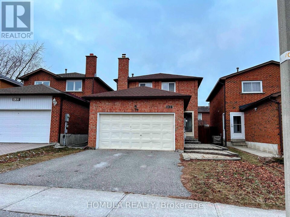 136 Campbell Ave in Vaughan, ON - Building Photo