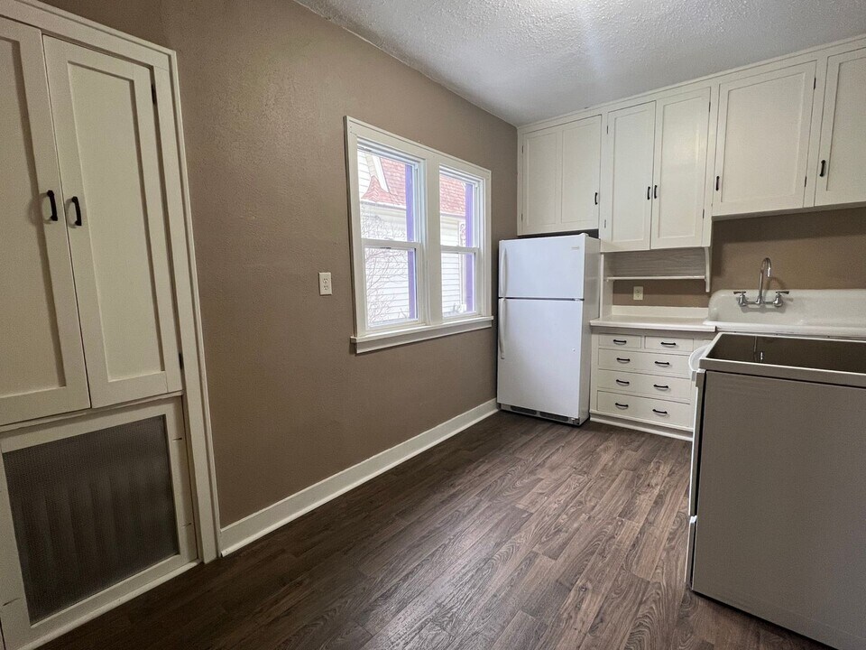 312 8th Ave SE in Aberdeen, SD - Building Photo