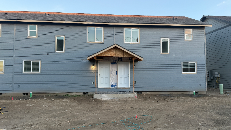 2637 W Marina Dr in Moses Lake, WA - Building Photo