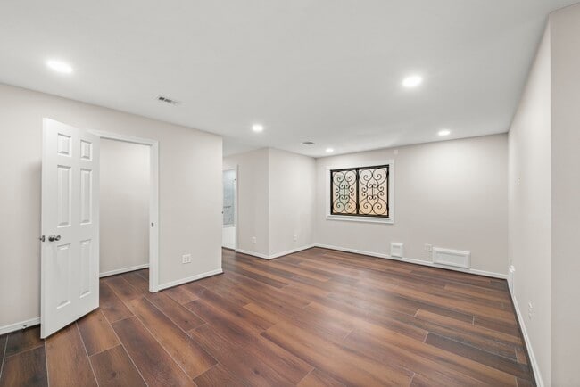 property at 4023 Breakwood Dr