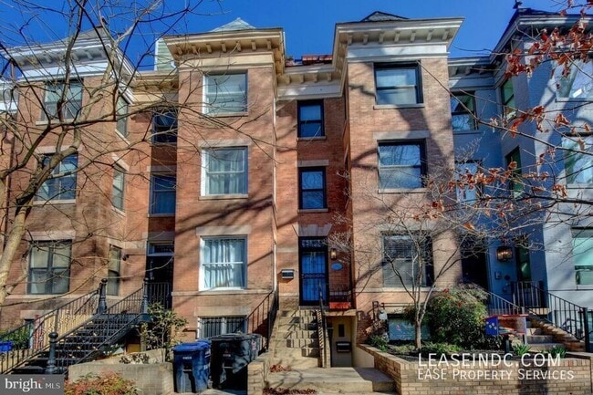 property at 1721 Euclid St NW